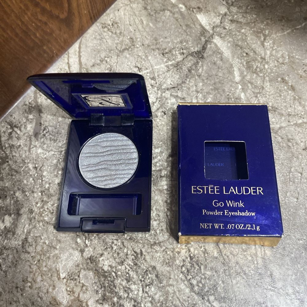 New Estee‎ Lauder Go Wink Powder Eyeshadow # 18 Silver Screen